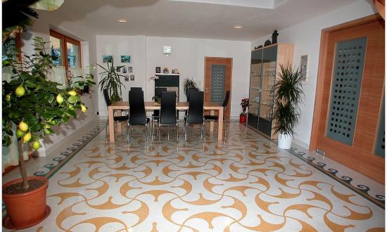 privates-wohnhaus-musterhaus