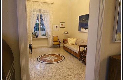 neuverlegung-eines-klassischen-terrazzobodens-in-kroatien