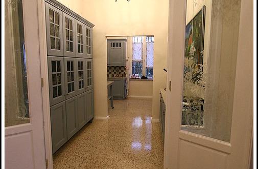 neuverlegung-eines-klassischen-terrazzobodens-in-kroatien