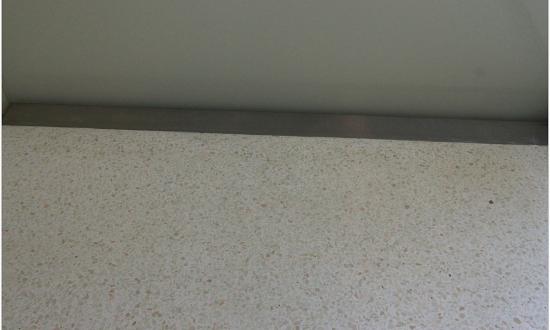 bad-mit-kosmatenmuster-suedtirol-i