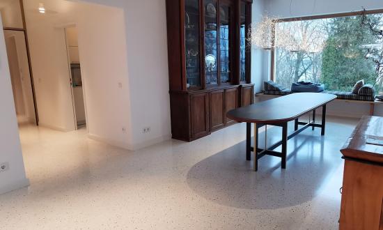 wohnhaus-am-ammersse-terrazzzoboden-arch-jo-gueth-muenchen