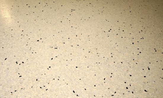 wohnhaus-am-ammersse-terrazzzoboden-arch-jo-gueth-muenchen